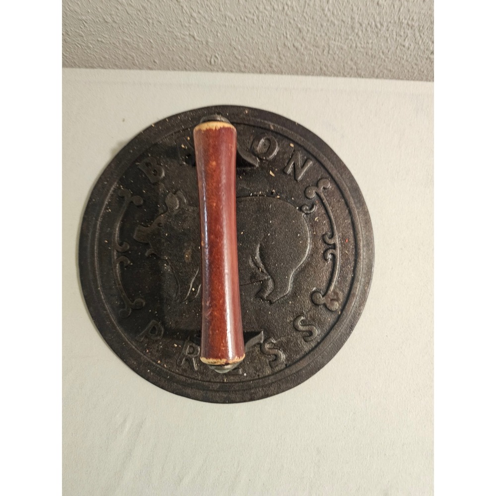 Cast Iron 7.5 Inch Bacon Press Black Round Pig Design Wood Handle